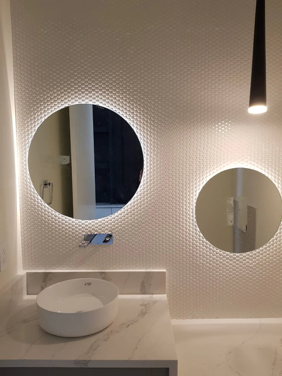 Four Creative Ways Mirrors Transform Your Home Décor